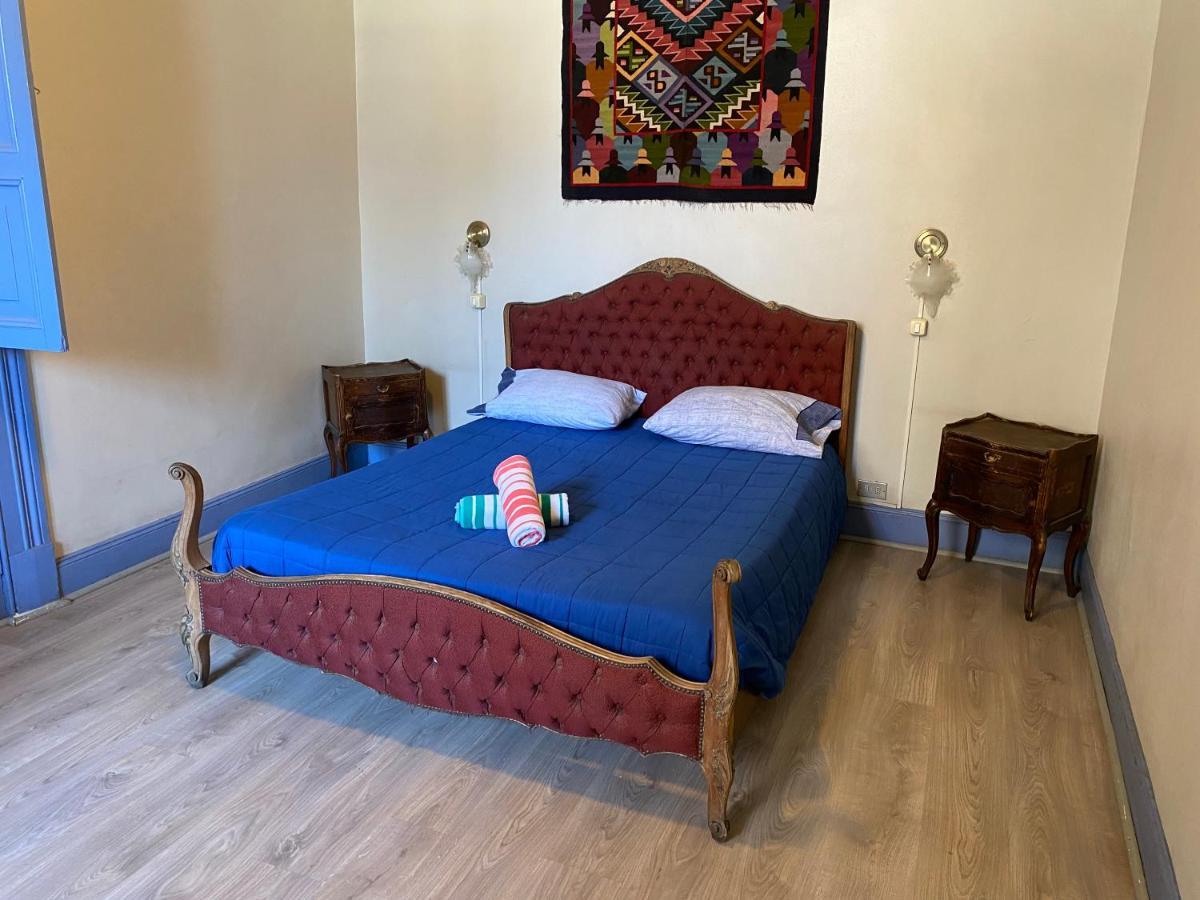 La Casa Roja Hostel Santiago Kültér fotó