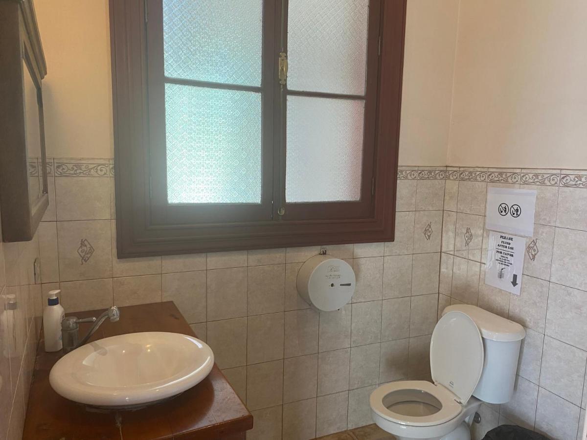 La Casa Roja Hostel Santiago Kültér fotó