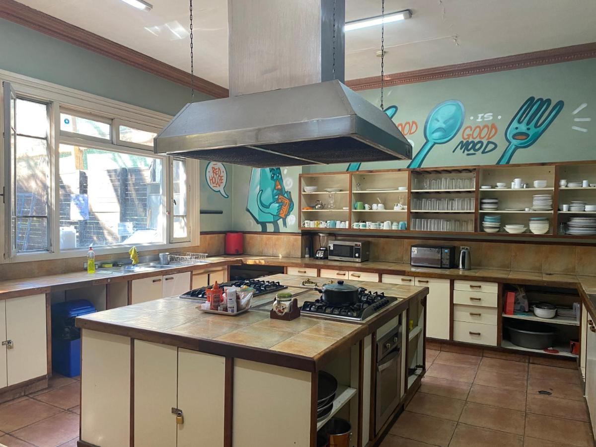 La Casa Roja Hostel Santiago Kültér fotó