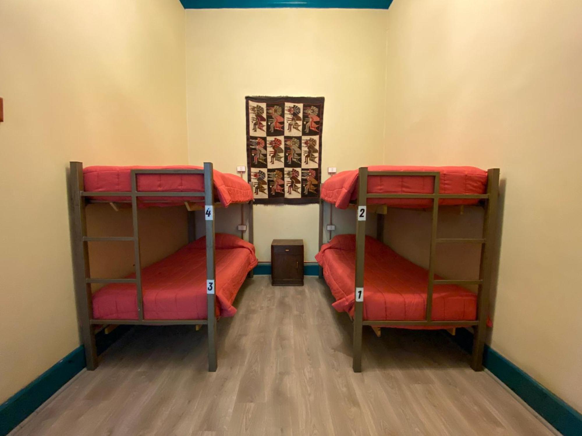 La Casa Roja Hostel Santiago Kültér fotó