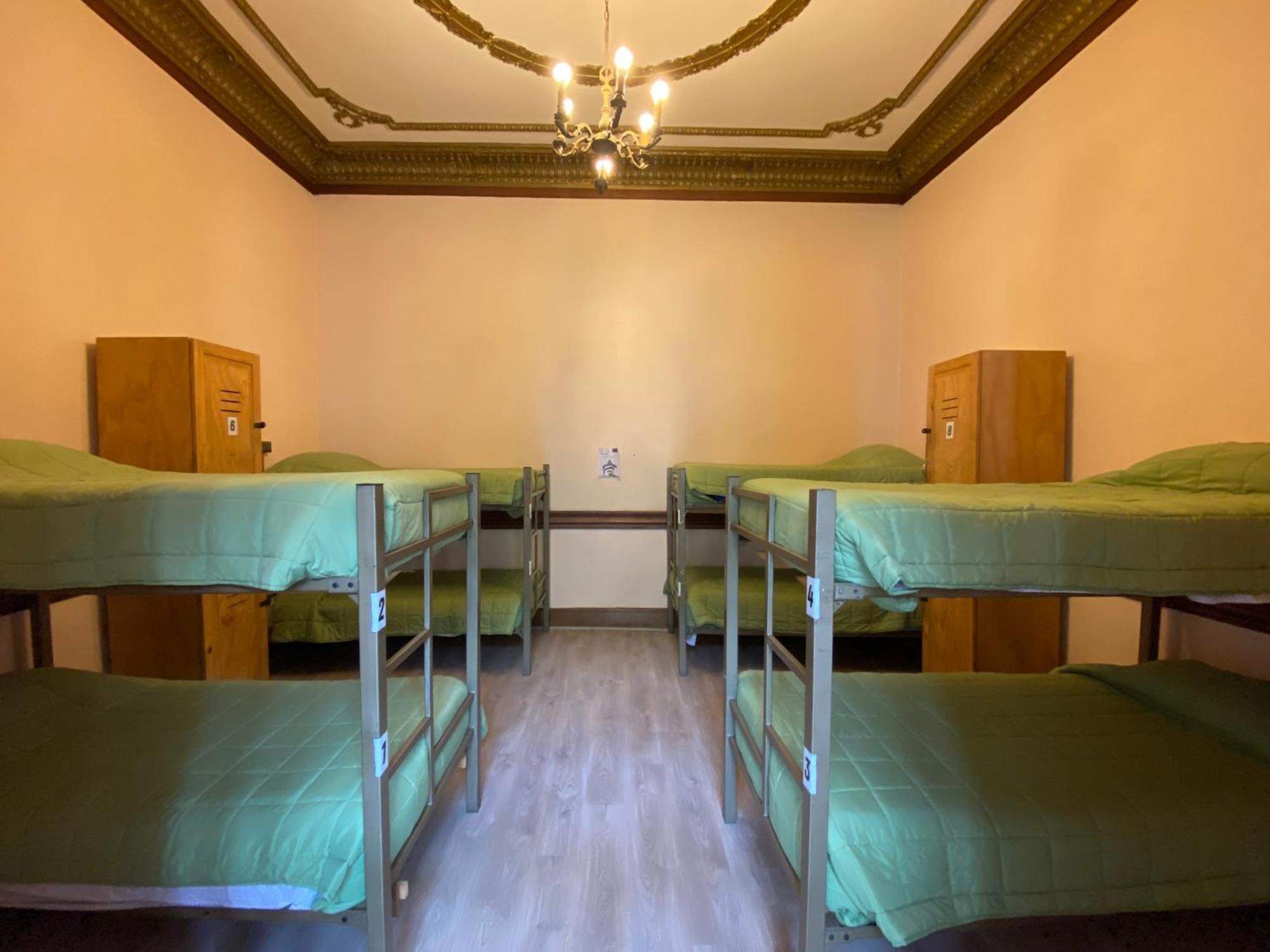 La Casa Roja Hostel Santiago Kültér fotó