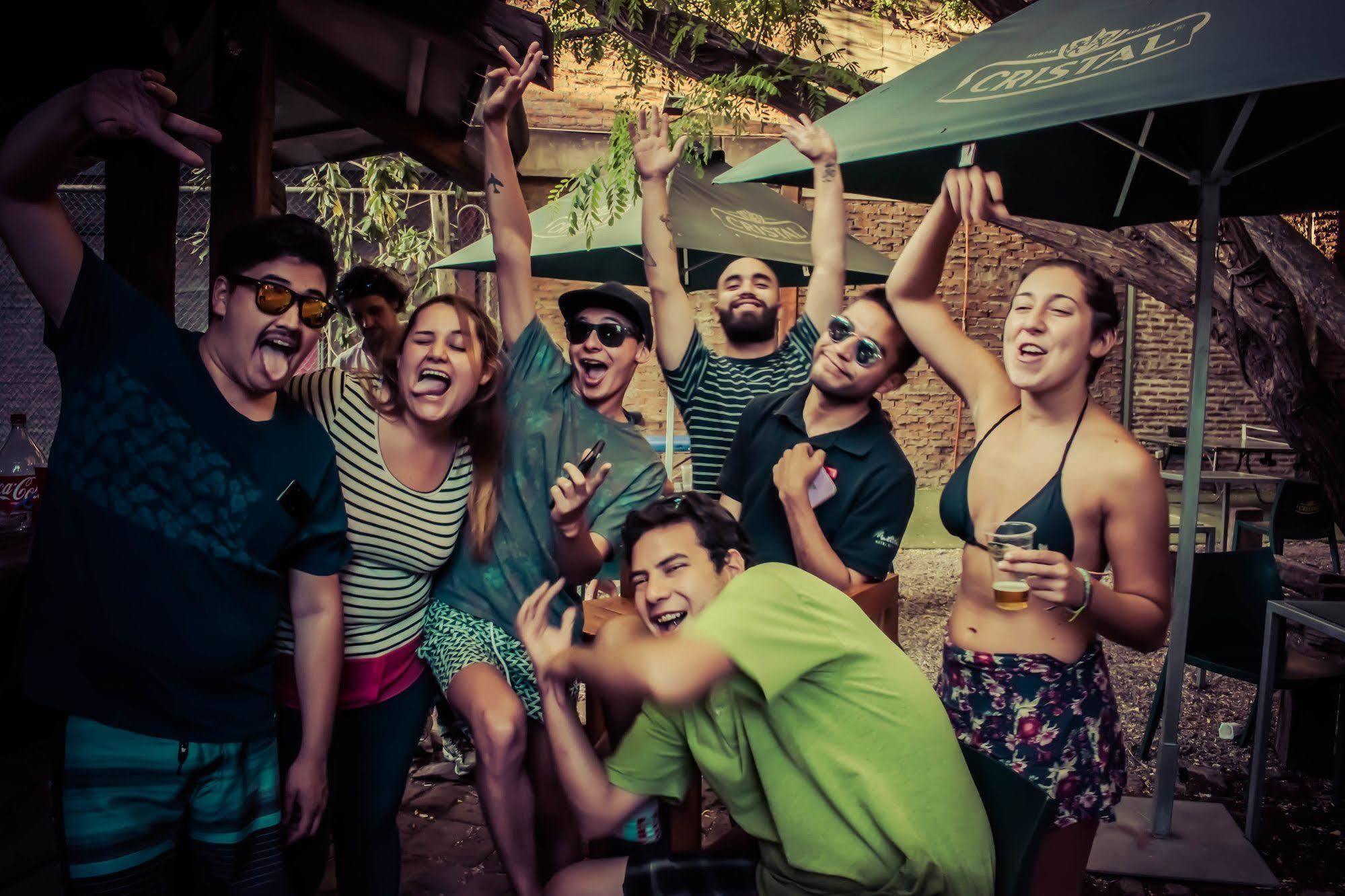 La Casa Roja Hostel Santiago Kültér fotó
